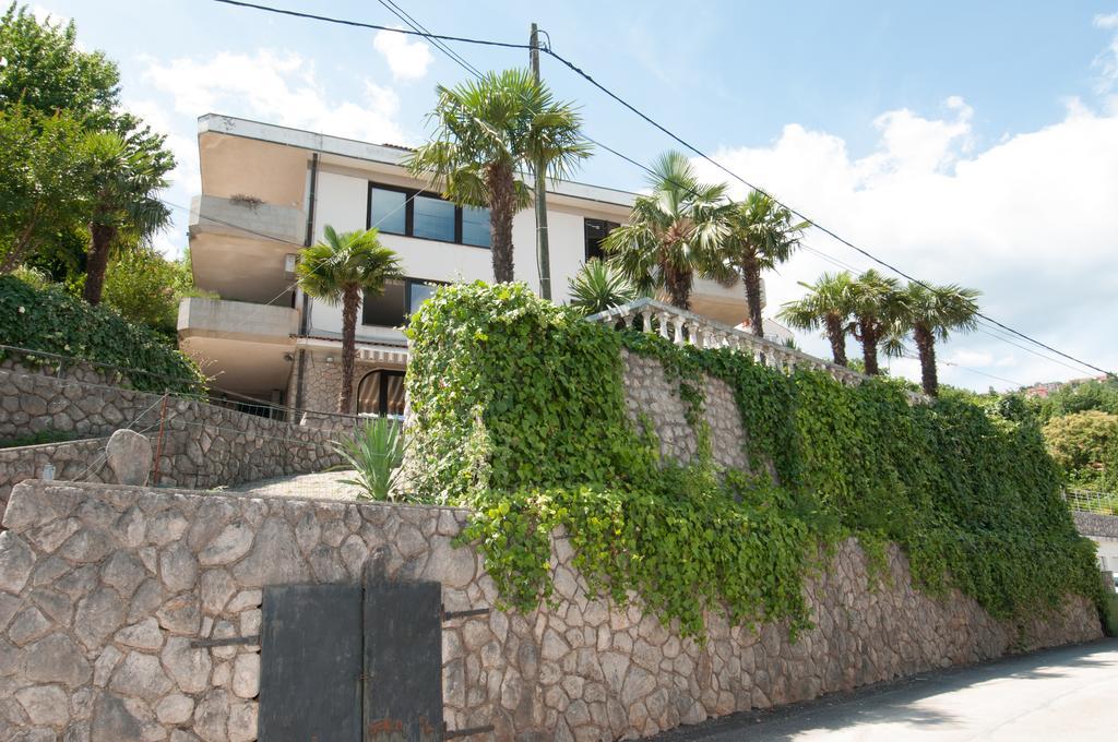 Apartments Daniel Opatija Rom bilde